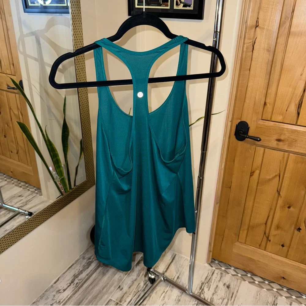 Lululemon Razorback Tanktop - Picture 3 of 4
